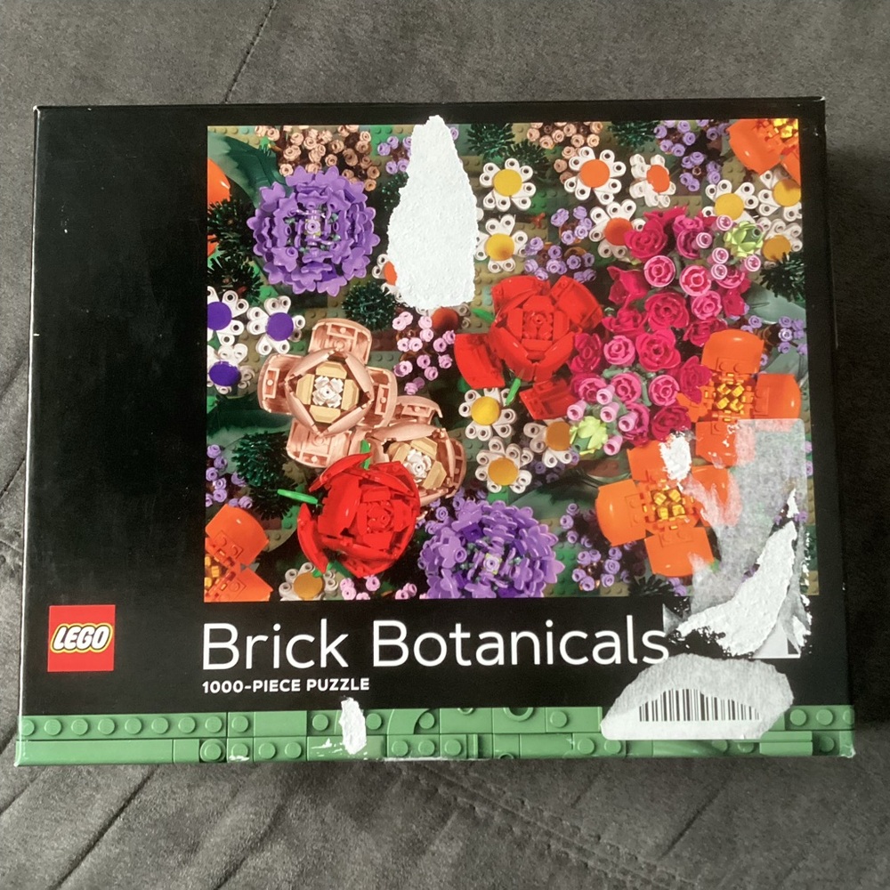 1000pc Puzzle - Lego Flowers